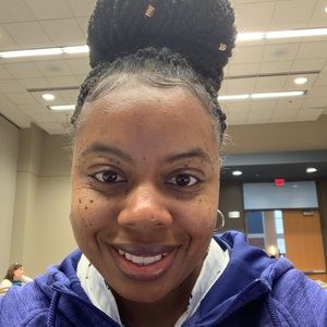 Meet your Posher, Kimyada